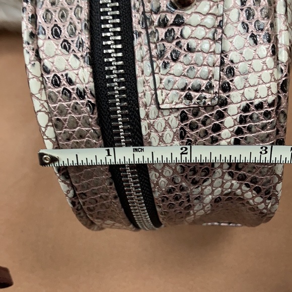 Express round python top zip crossbody bag. - Picture 8 of 8